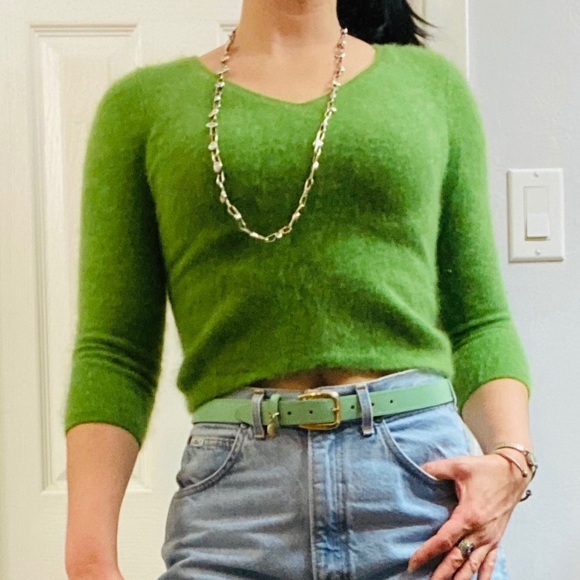 NWOT Ann Taylor Green V-Neck Cashmere Sweater - Picture 2 of 10